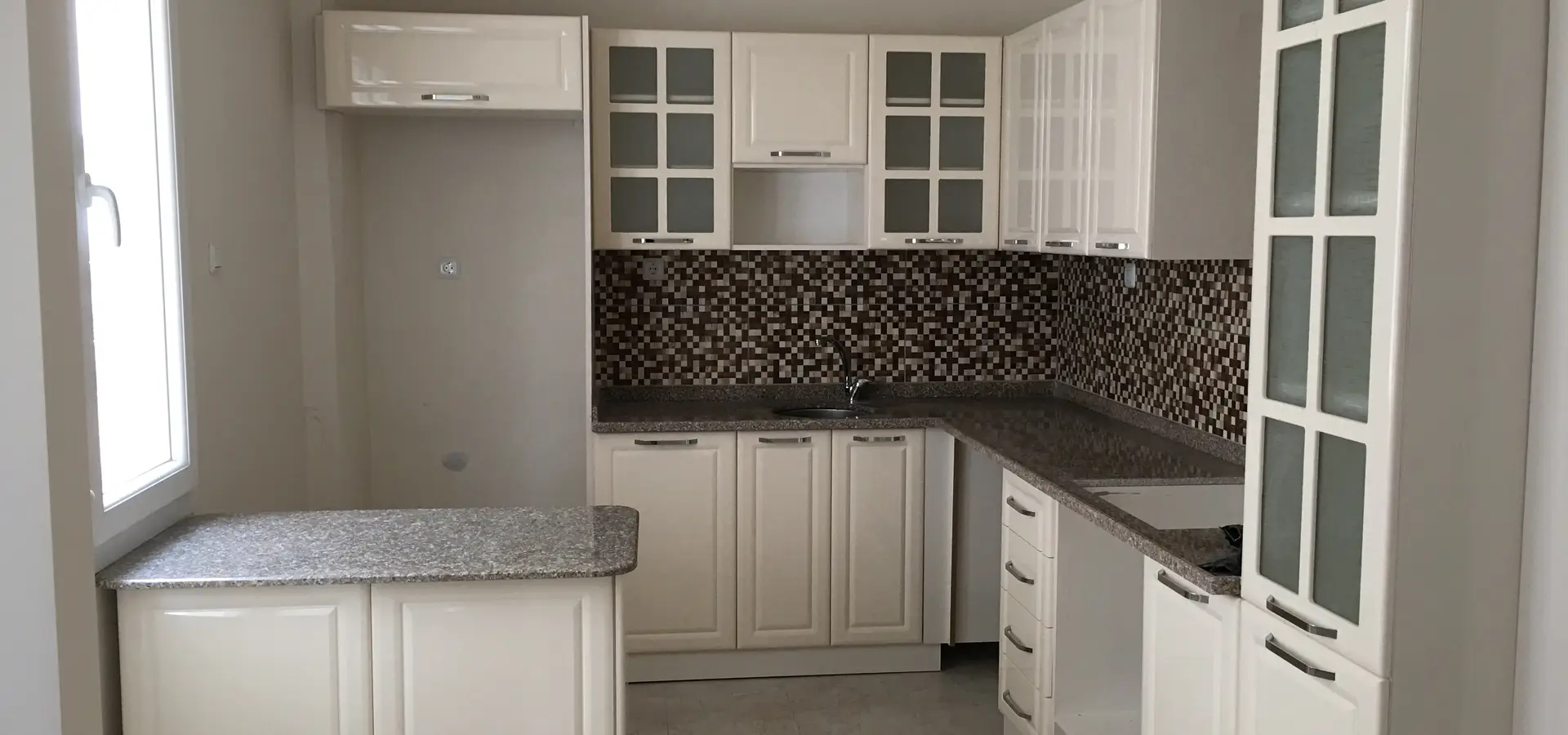 Yunusemre Tadilatcı